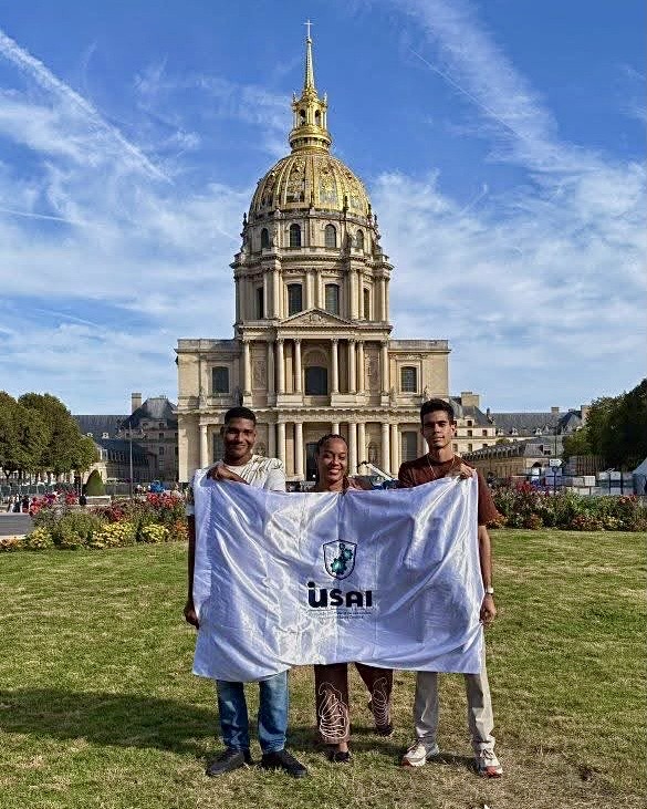DE SAN ANDRÉS A PARÍS: ESTUDIANTES DE IUSAI LLEVAN LA INVESTIGACIÓN DEL ARCHIPIÉLAGO A UN ESCENARIO INTERNACIONAL